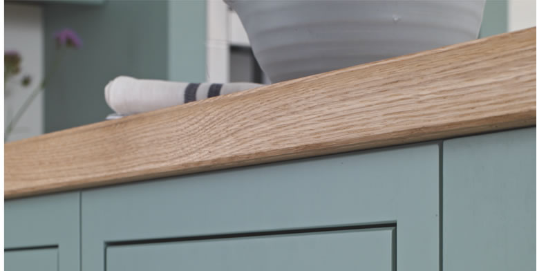 Handmade Kitchens Bedrooms Bathrooms Bespoke Interiors ‐ East Sussex Kent Surrey ‐ TN Post Codes